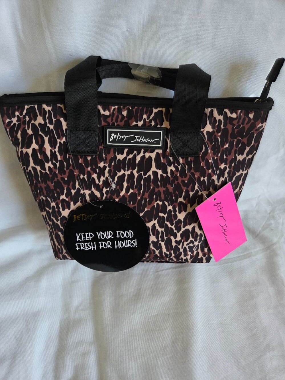 NWT BETSEY JOHNSON ANIMAL PRINT LUNCH BAG